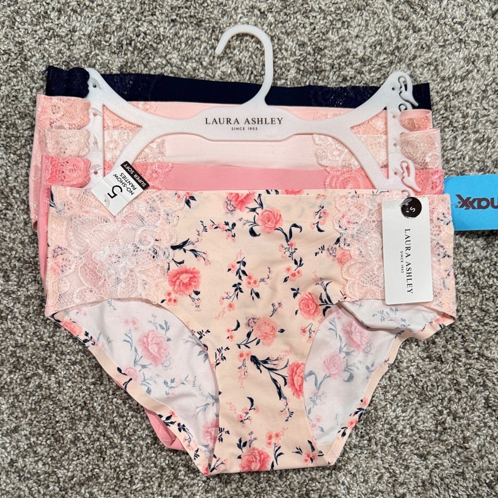 Laura Ashley womens Floral Lace Bottoms - Peach and Navy